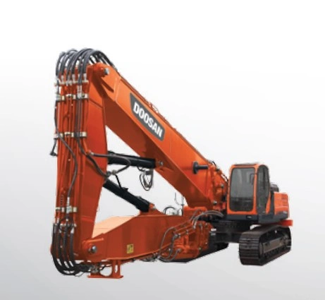 Экскаватор с длинной стрелой Develon DX340DM