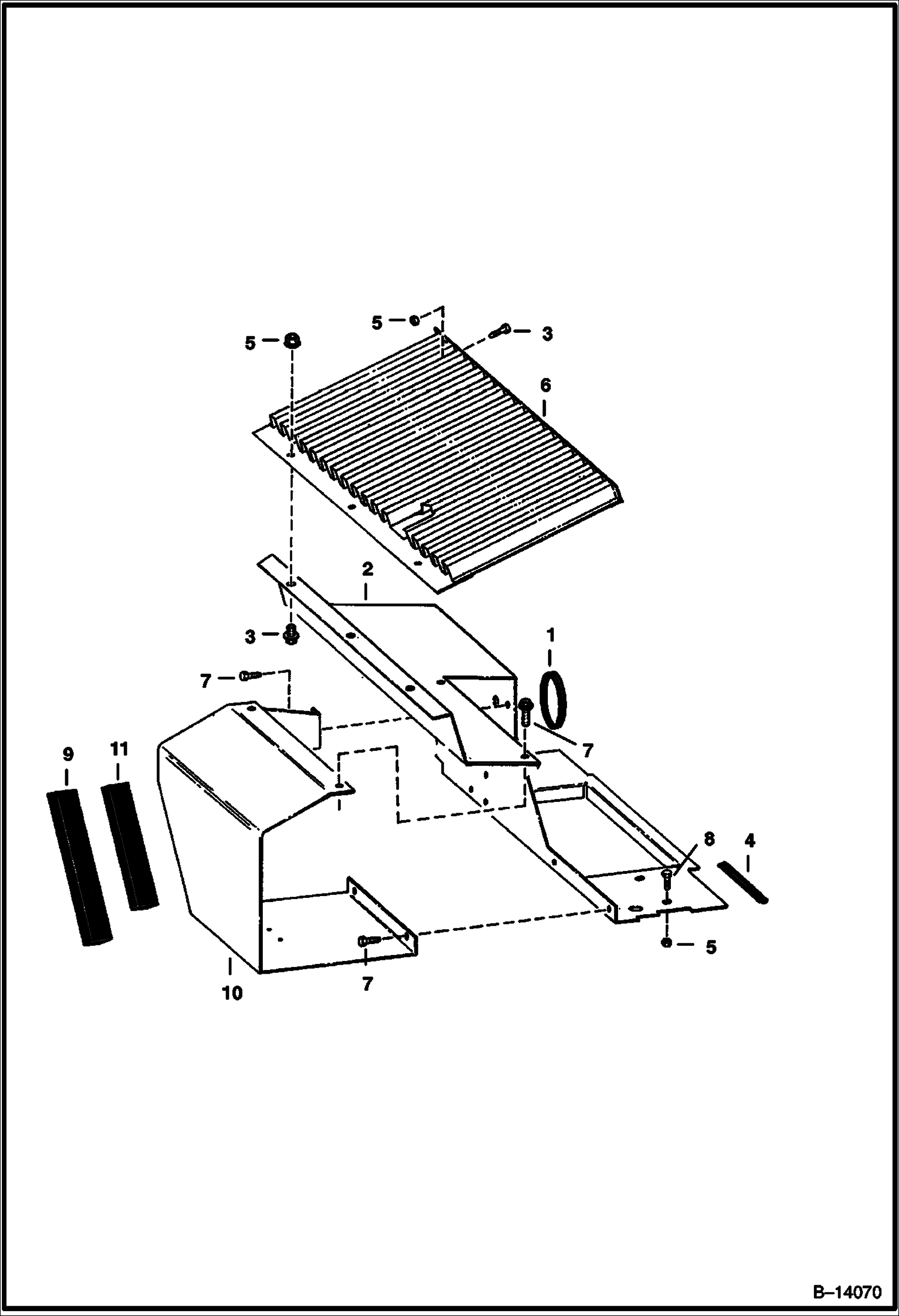 ЗАЩИТНЫЙ КОЖУХ ДВИГАТЕЛЯ (DEUTZ 511 - СЕРИЙНЫЙ НОМЕР 14001 И ВЫШЕ)