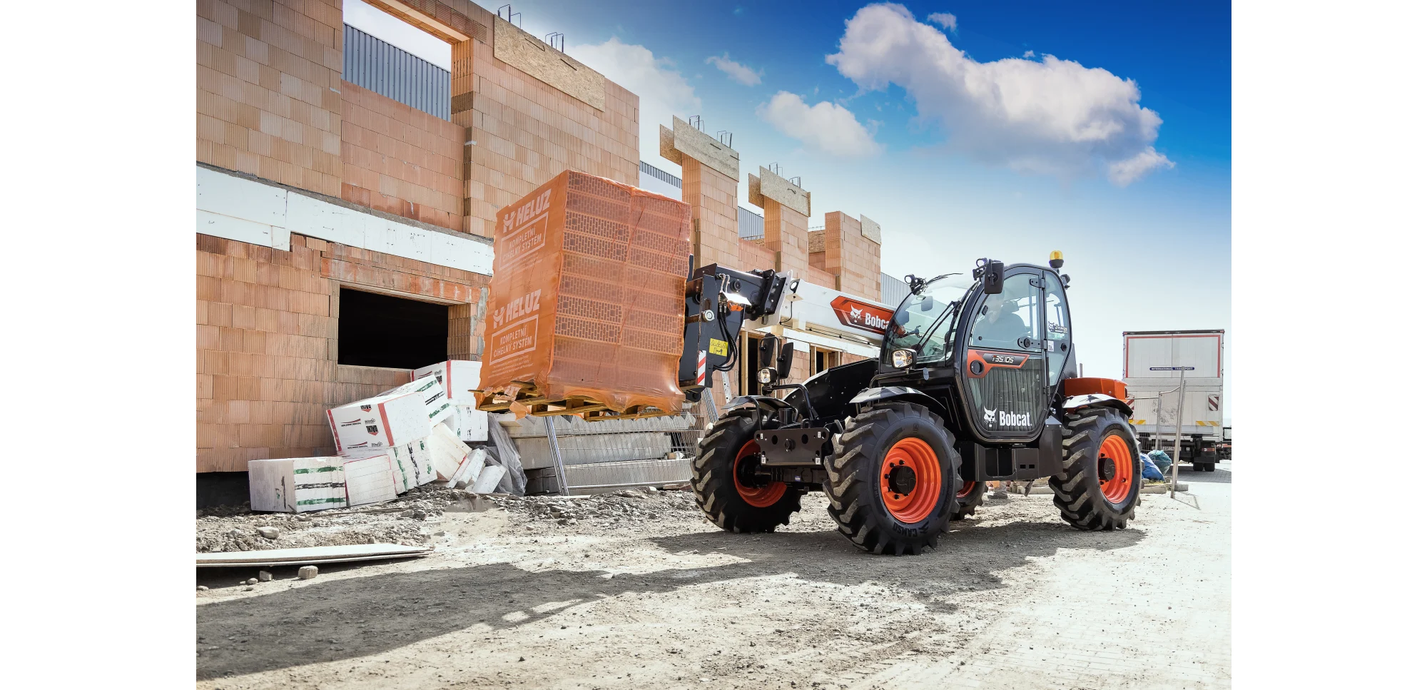 Телескопический погрузчик